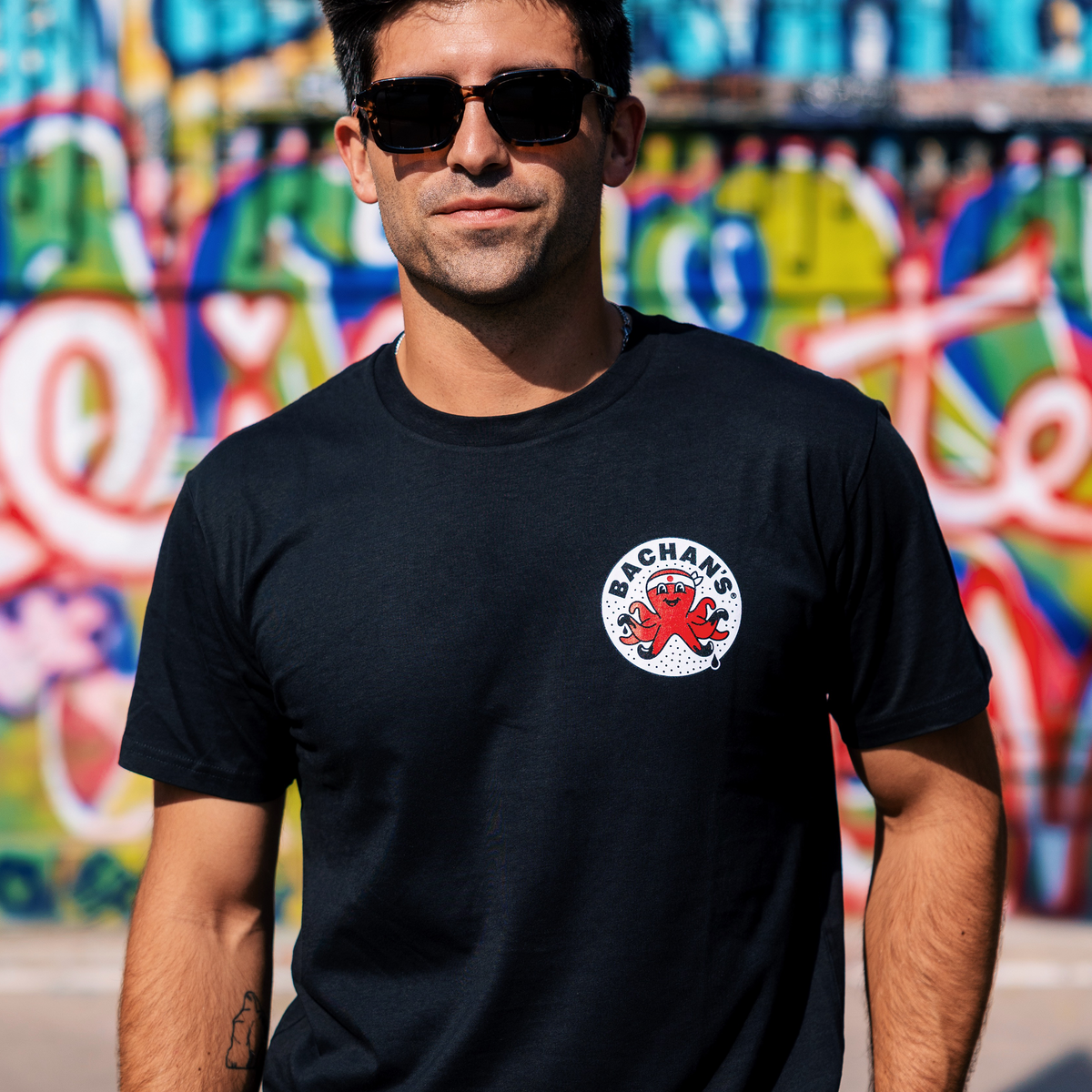 Logo Tee R1